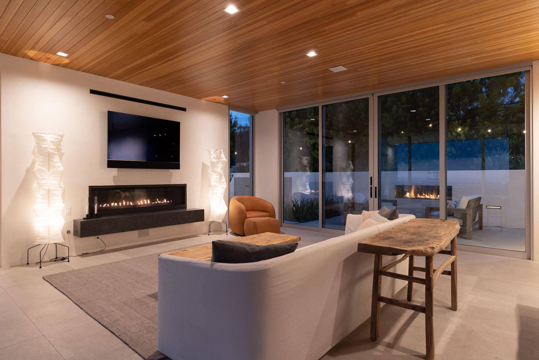 1843 Hillcrest Drive Ventura, CA 93001 - Photo 14 of 87 15-web-or-mls-UpmarketMedia-1843Hill-twi