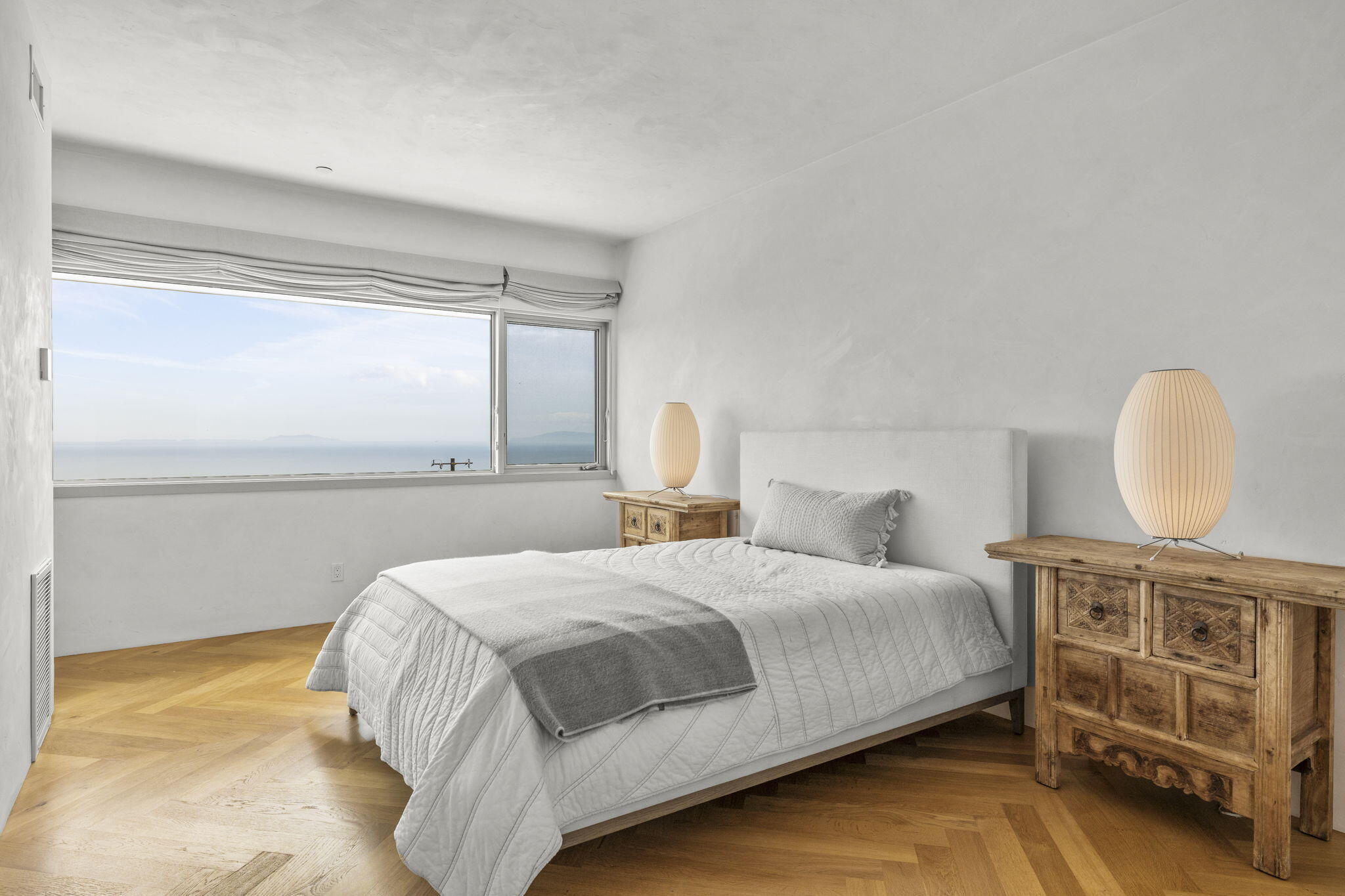 1843 Hillcrest Drive Ventura, CA 93001 - Photo 51 of 87 79-web-or-mls-UpmarketMedia-1843Hill-48