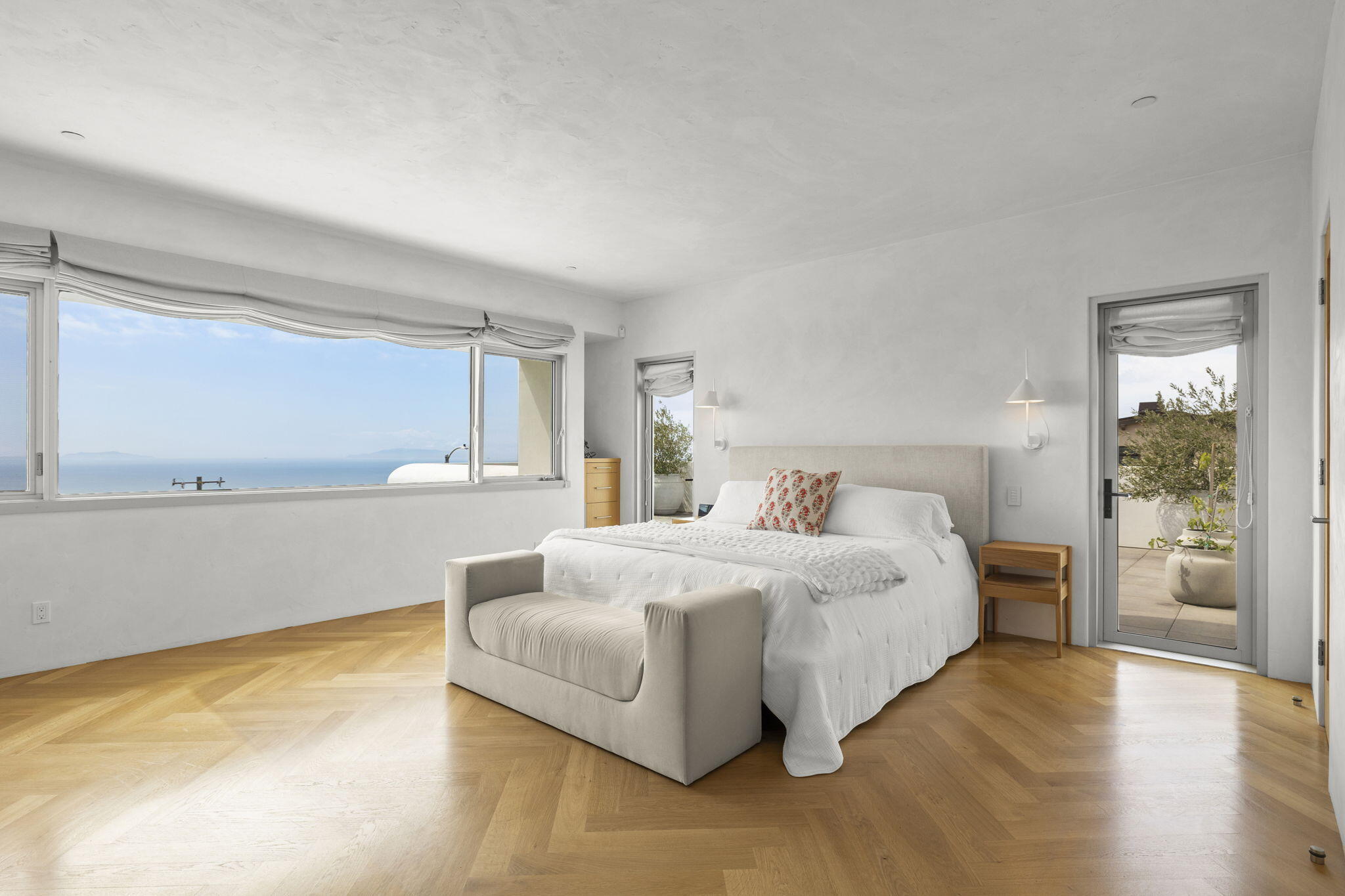 1843 Hillcrest Drive Ventura, CA 93001 - Photo 54 of 87 85-web-or-mls-UpmarketMedia-1843Hill-66