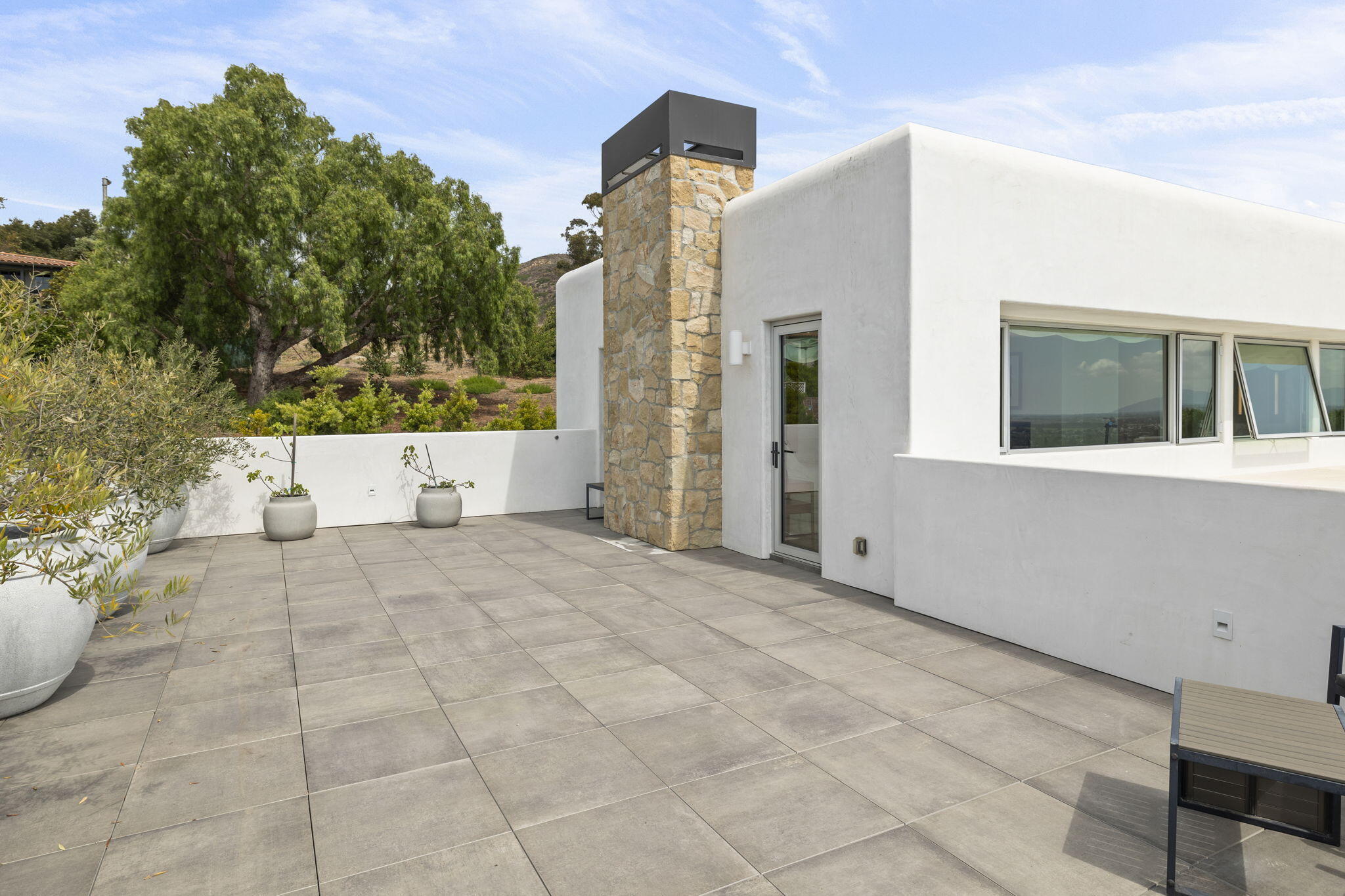 1843 Hillcrest Drive Ventura, CA 93001 - Photo 63 of 87 96-web-or-mls-UpmarketMedia-1843Hill-96