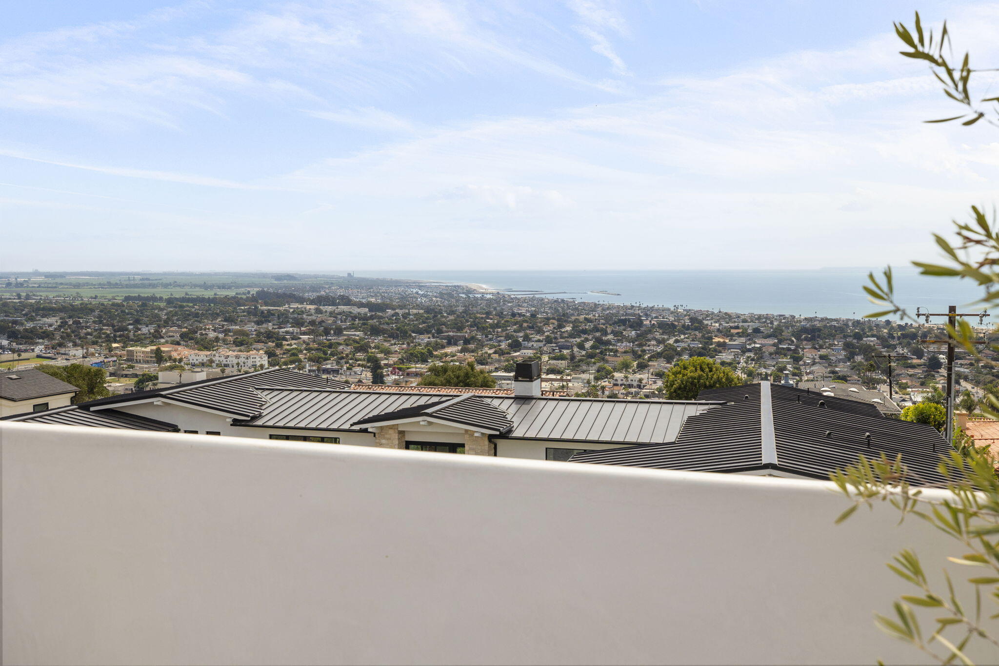 1843 Hillcrest Drive Ventura, CA 93001 - Photo 65 of 87 98-web-or-mls-UpmarketMedia-1843Hill-98