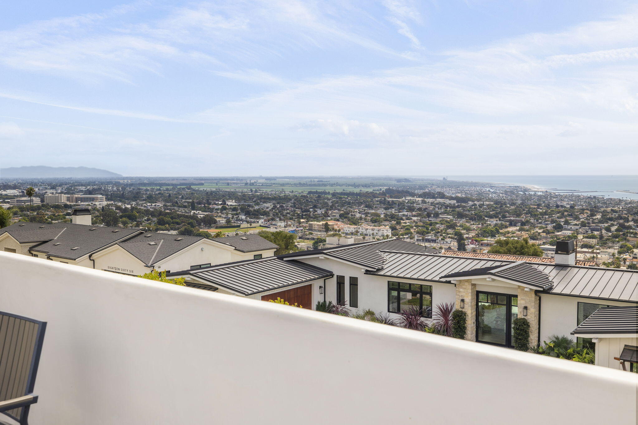 1843 Hillcrest Drive Ventura, CA 93001 - Photo 66 of 87 99-web-or-mls-UpmarketMedia-1843Hill-101