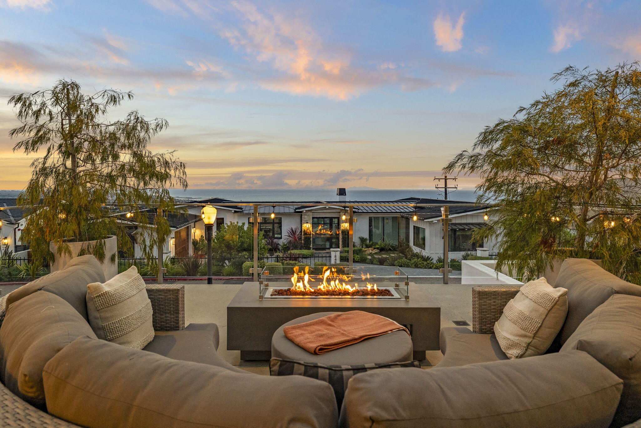 1843 Hillcrest Drive Ventura, CA 93001 - Photo 7 of 87 7-web-or-mls-UpmarketMedia-1843Hill-twi-