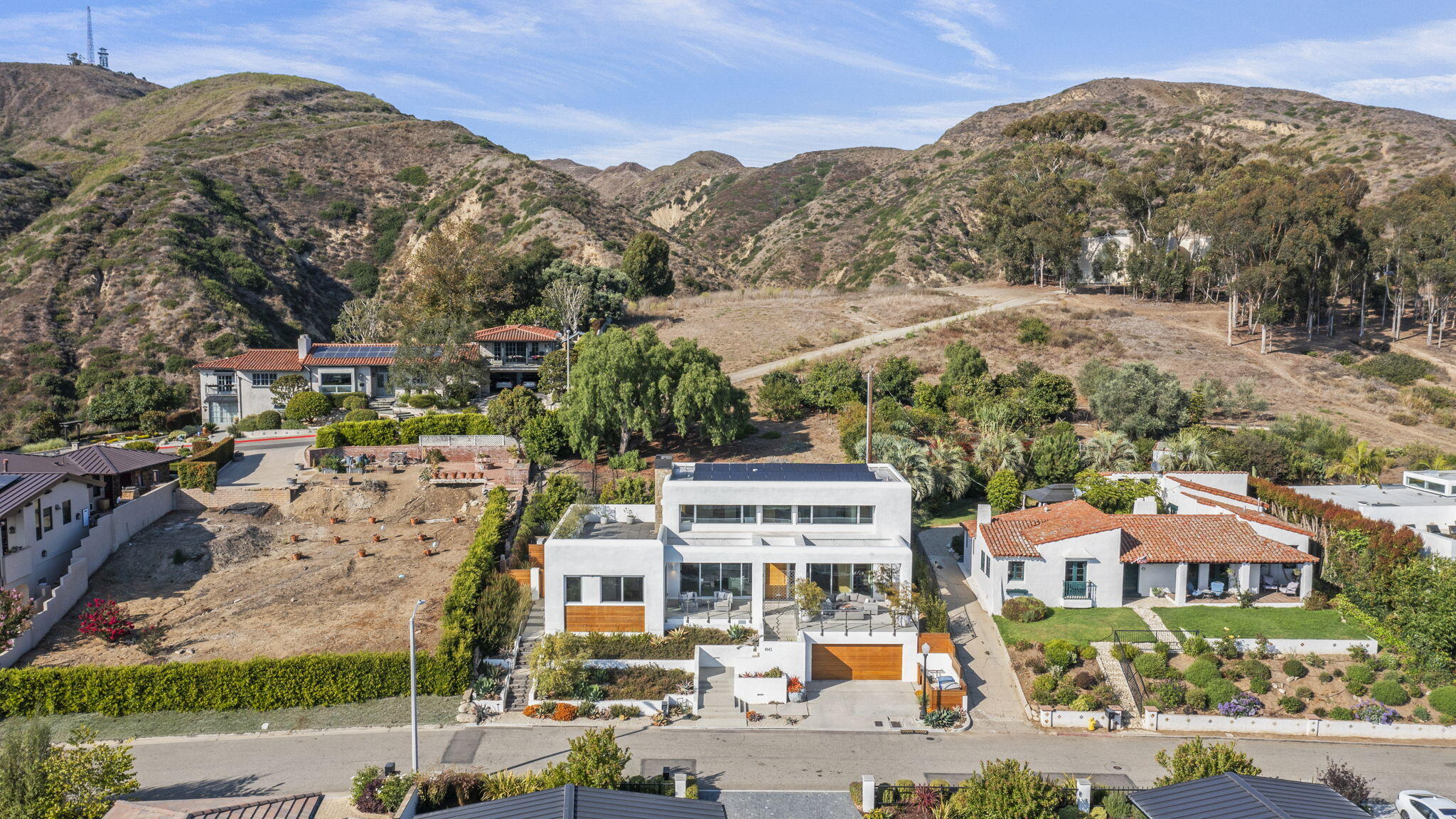 1843 Hillcrest Drive Ventura, CA 93001 - Photo 75 of 87 118-web-or-mls-UpmarketMedia-1843Hill--a