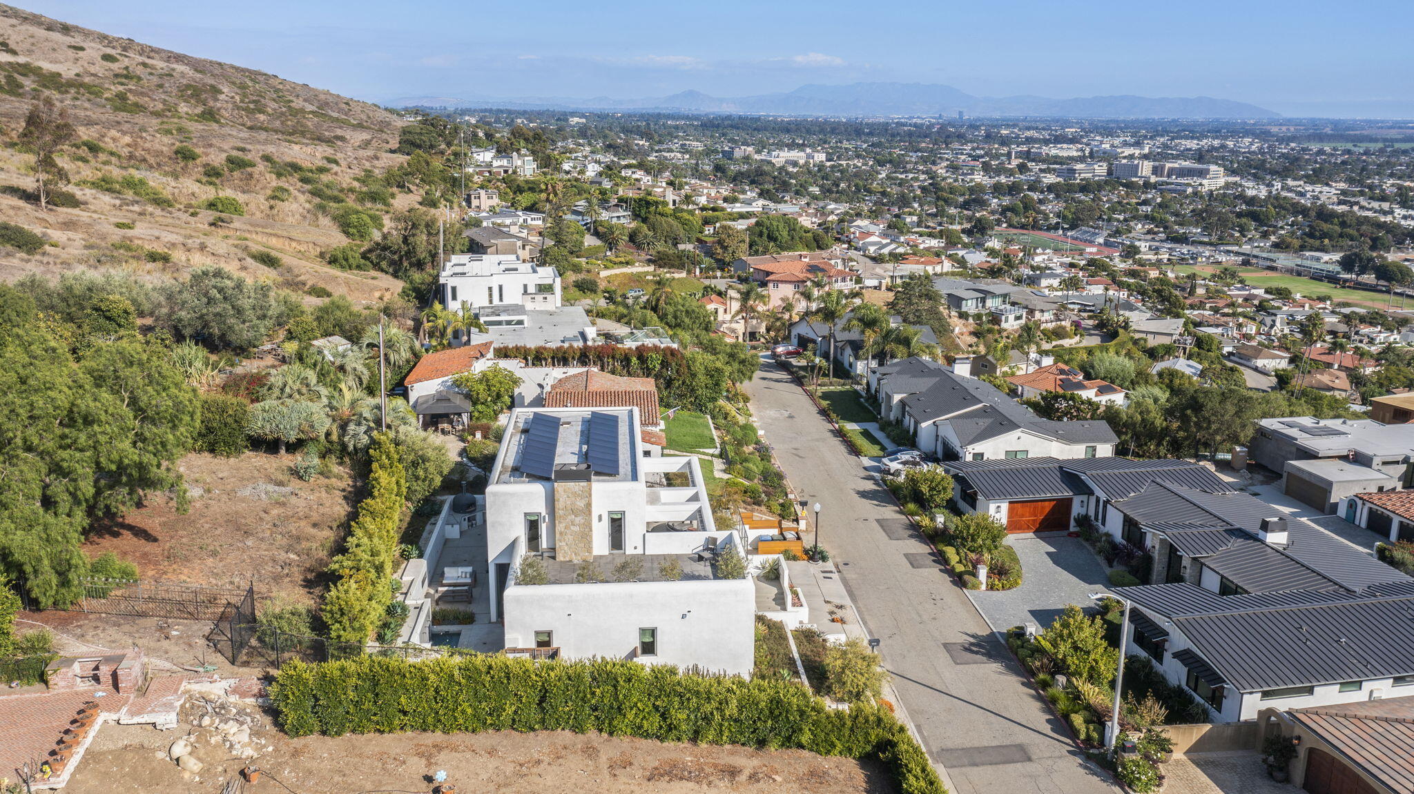 1843 Hillcrest Drive Ventura, CA 93001 - Photo 77 of 87 120-web-or-mls-UpmarketMedia-1843Hill--a