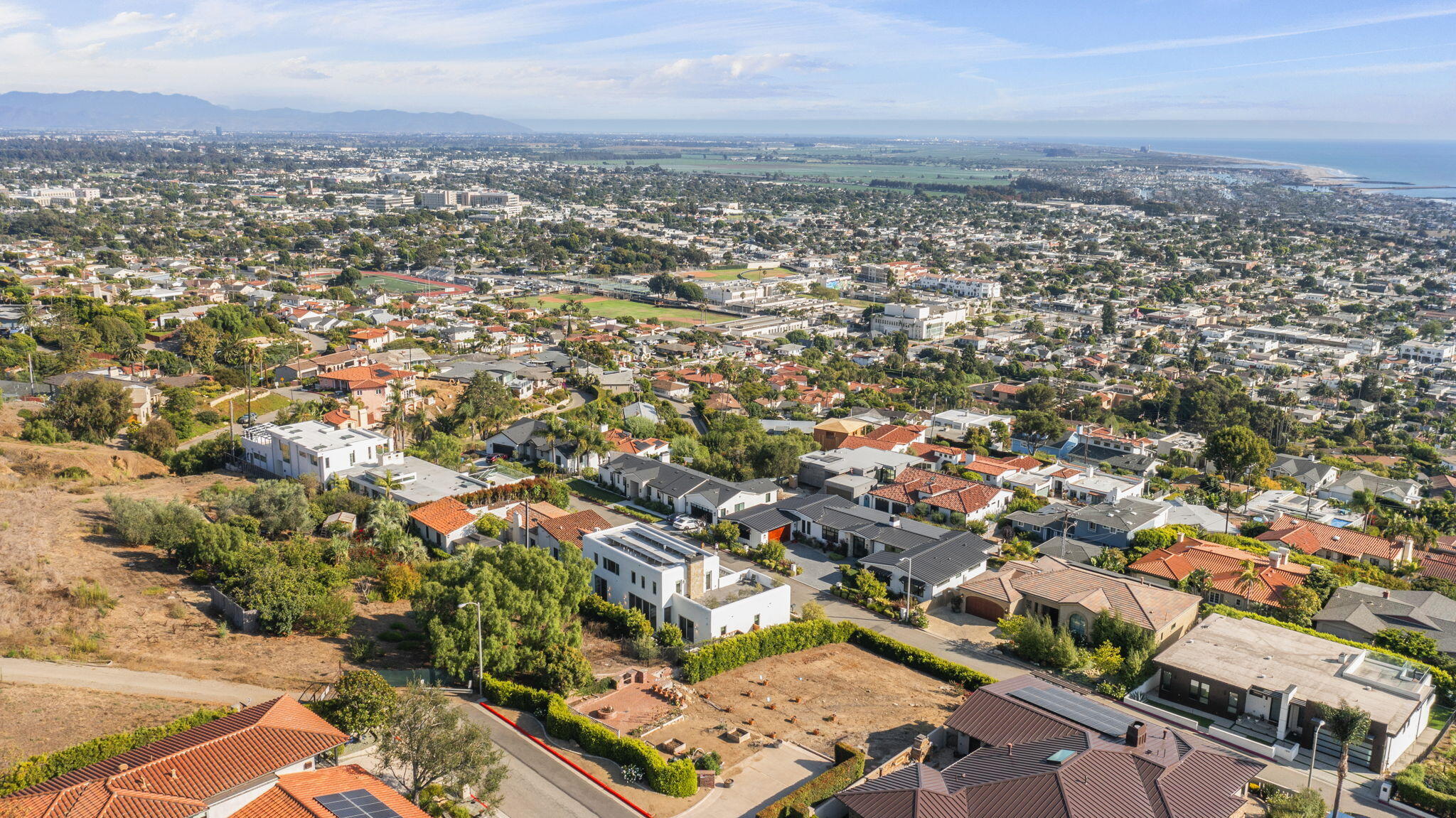 1843 Hillcrest Drive Ventura, CA 93001 - Photo 83 of 87 127-web-or-mls-UpmarketMedia-1843Hill--a