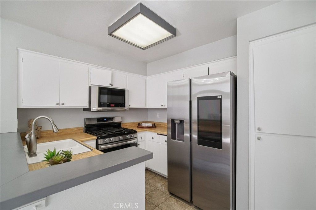 1730 Sinaloa Road, Unit 308 Simi Valley, CA 93065 - Photo 17 of 55