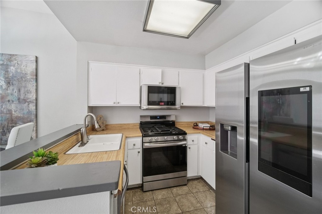 1730 Sinaloa Road, Unit 308 Simi Valley, CA 93065 - Photo 5 of 55