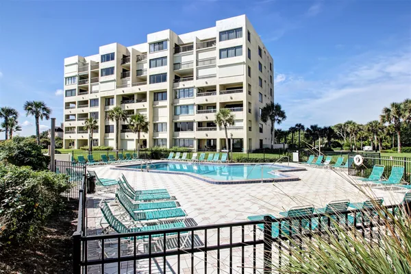 $1,100,000 | 4800 Amelia Island Parkway, Unit B182, Fernandina Beach, FL 32034