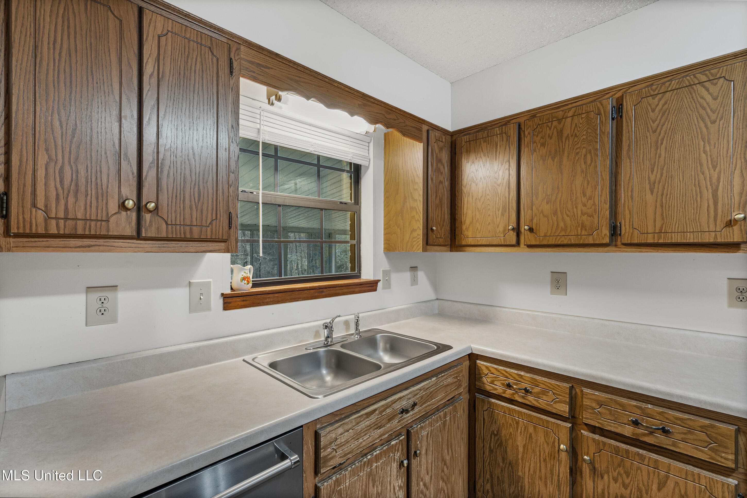 3165 Star Landing Road Nesbit, MS 38651 - Photo 16 of 33 Kitchen