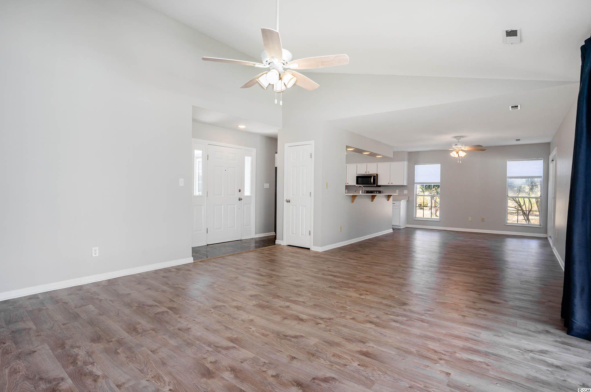 709 Hummingbird Drive Murrells Inlet, SC 29576 - Photo 4 of 21 Gallery Image 4