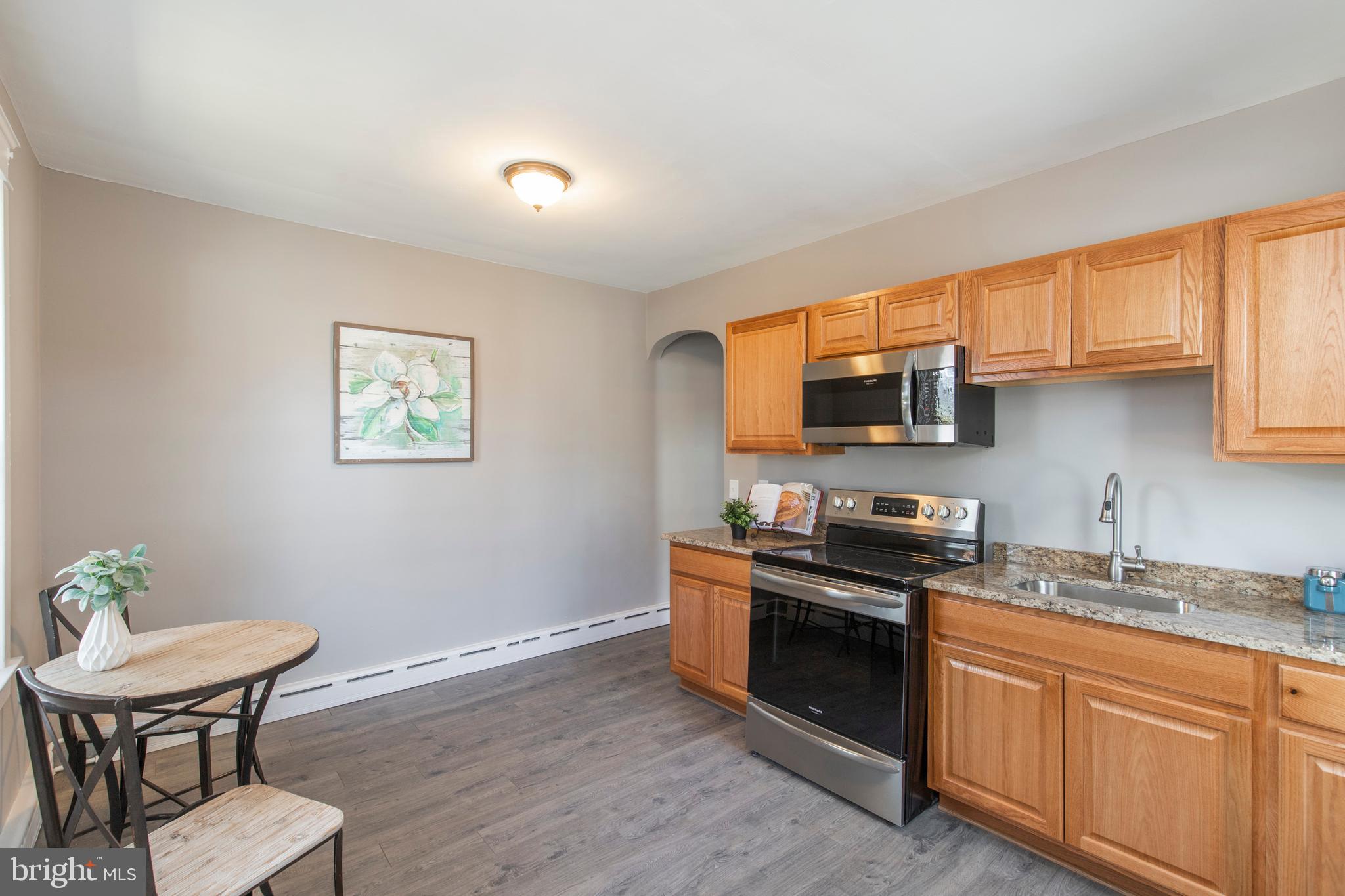179 East Avon Road Brookhaven, PA 19015 - Photo 2 of 16 Gallery Image 2