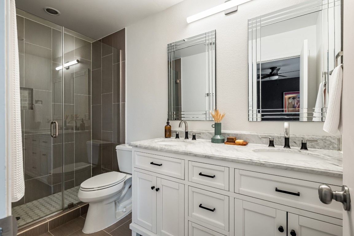 7715 Copano Drive Austin, TX 78749 - Photo 12 of 17