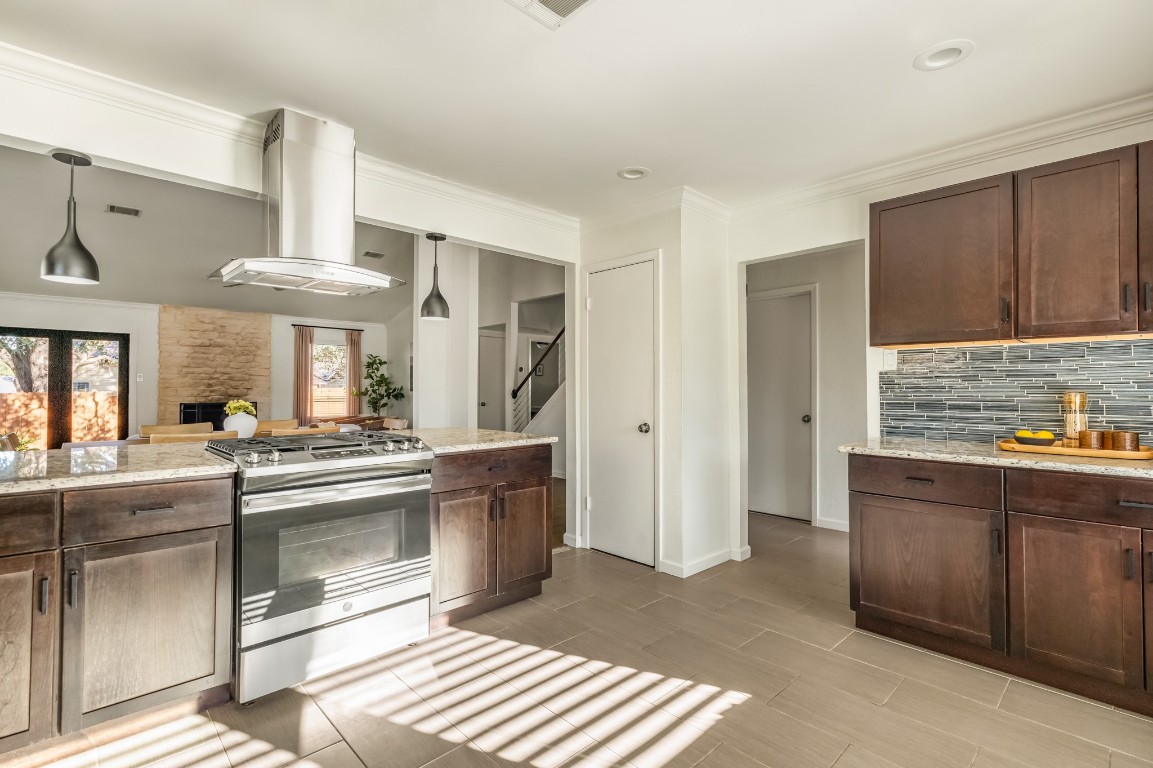 7715 Copano Drive Austin, TX 78749 - Photo 8 of 17