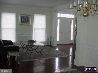 4 Maidenhead Road Princeton, NJ 08540 - Photo 4 of 4 Gallery Image 4