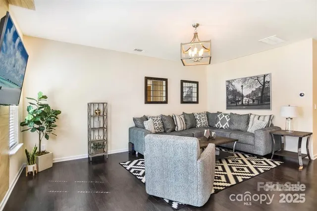 $2,395 | 13529 Browhill Lane, Charlotte, NC 28278