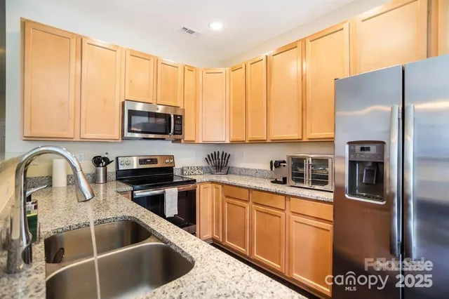 $2,395 | 13529 Browhill Lane, Charlotte, NC 28278