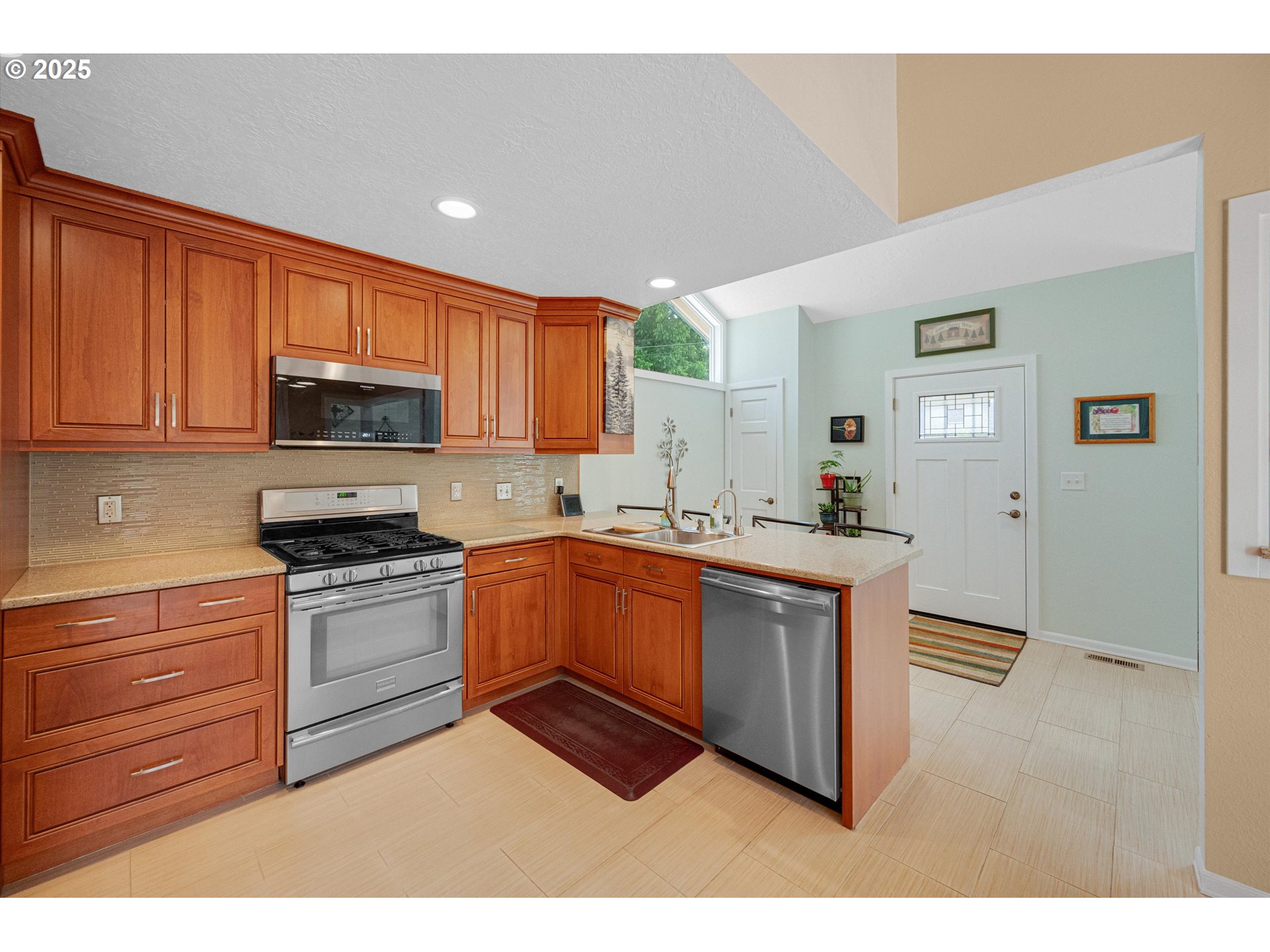 1010 Well Street Silverton, OR 97381 - Photo 13 of 43