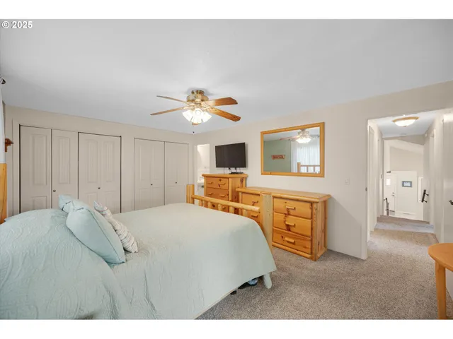 $560,000 | 1010 Well Street, Silverton, OR 97381