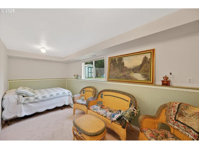 $560,000 | 1010 Well Street, Silverton, OR 97381