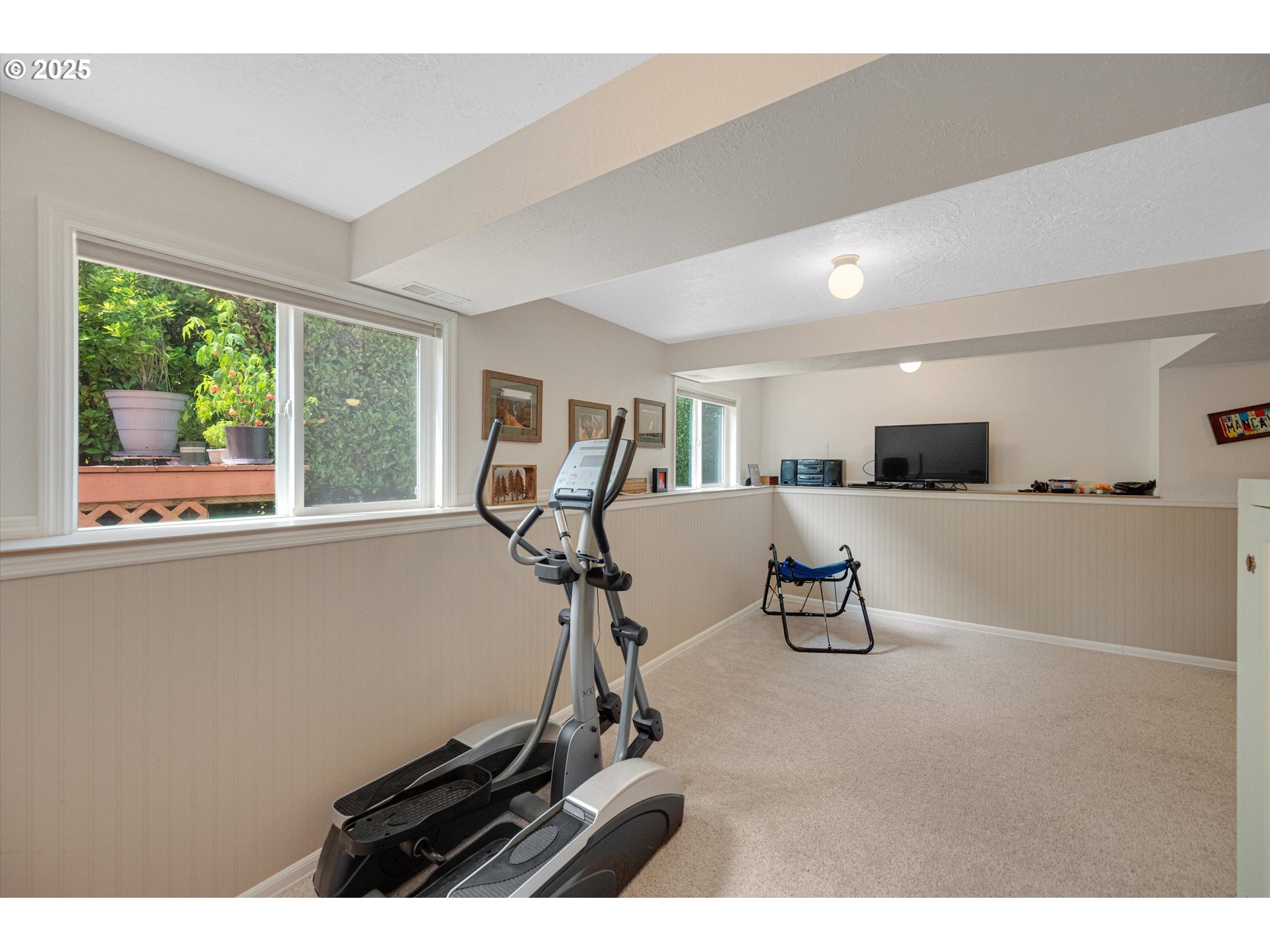 1010 Well Street Silverton, OR 97381 - Photo 32 of 43