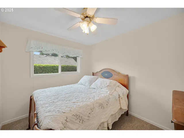 $560,000 | 1010 Well Street, Silverton, OR 97381