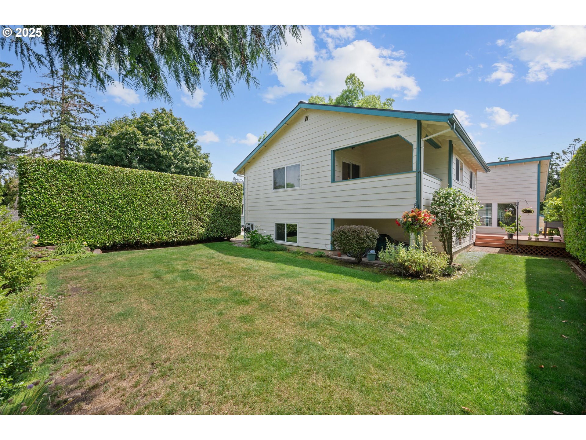 1010 Well Street Silverton, OR 97381 - Photo 40 of 43