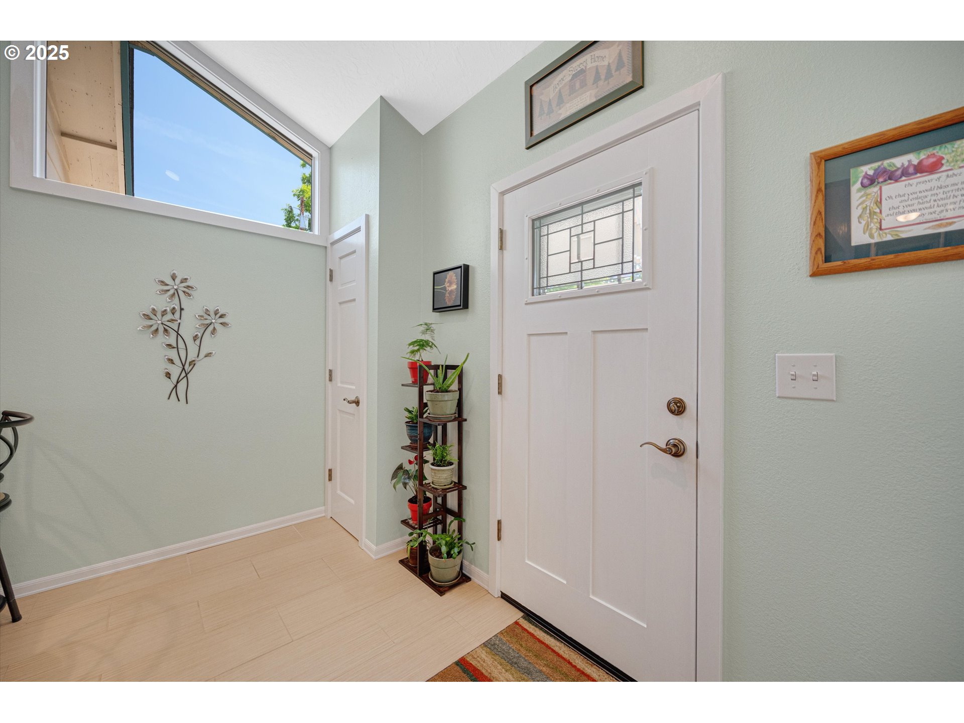 1010 Well Street Silverton, OR 97381 - Photo 6 of 43