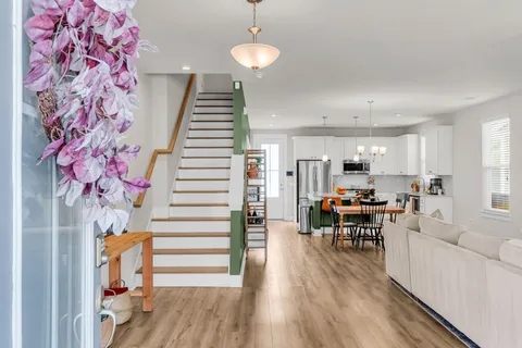 $529,000 | 4604 Hammett Alley, North Charleston, SC 29405
