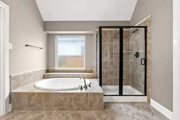 $795,000 | 27 North Arrow Canyon Circle, The Woodlands, TX 77389