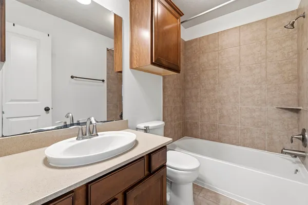 $795,000 | 27 North Arrow Canyon Circle, The Woodlands, TX 77389