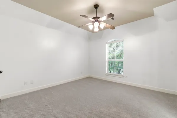$795,000 | 27 North Arrow Canyon Circle, The Woodlands, TX 77389