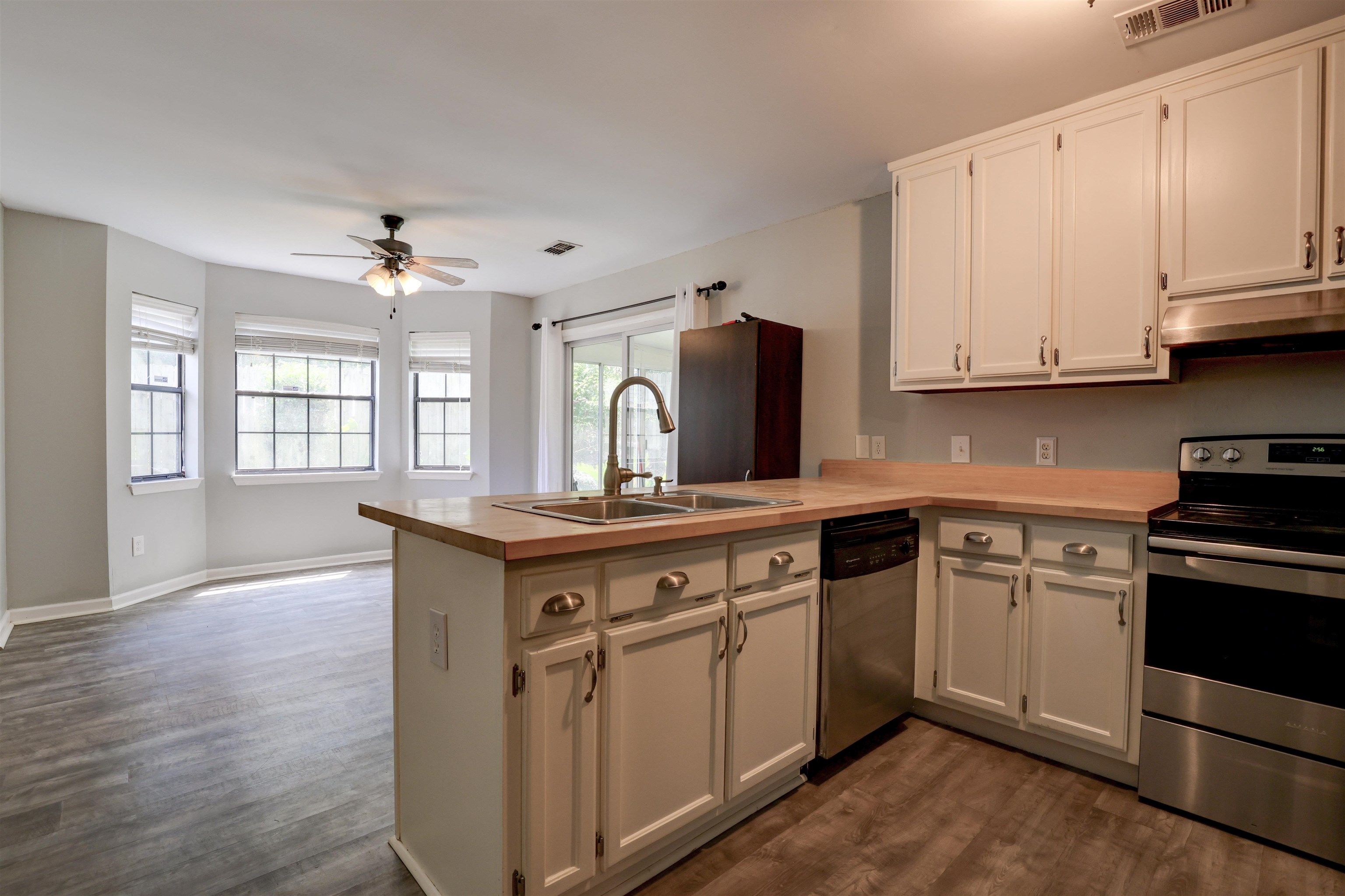 128 Richmond Road Daphne, AL 36526 - Photo 8 of 21