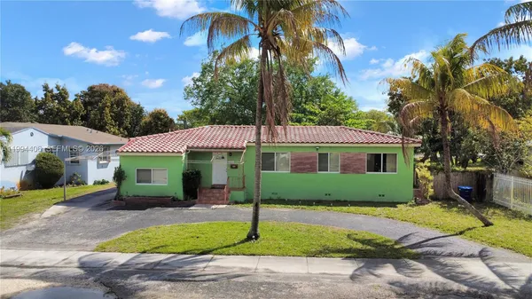 $680,000 | 12901 Northwest Miami Court, Miami, FL 33168