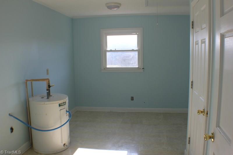 780 Cb Eller School Road Elkin, NC 28621 - Photo 6 of 15 Gallery Image 6