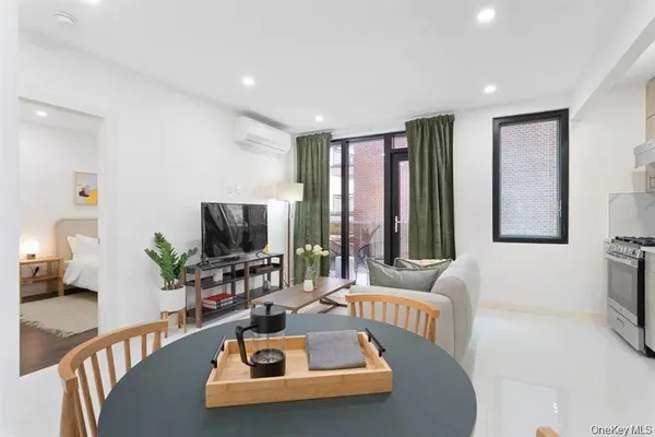 $517,010 | 124-28 Queens Boulevard, Unit 9B | Kew Gardens