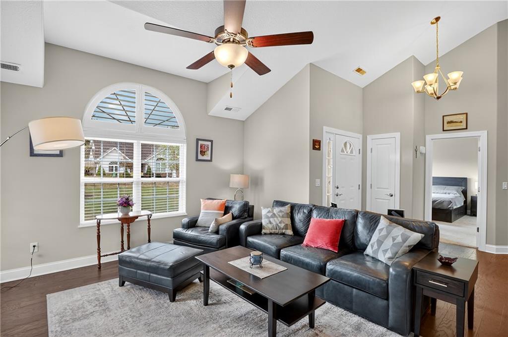 334 Saddlebrook Road Gibsonia, PA 15044 - Photo 6 of 46 Gallery Image 6