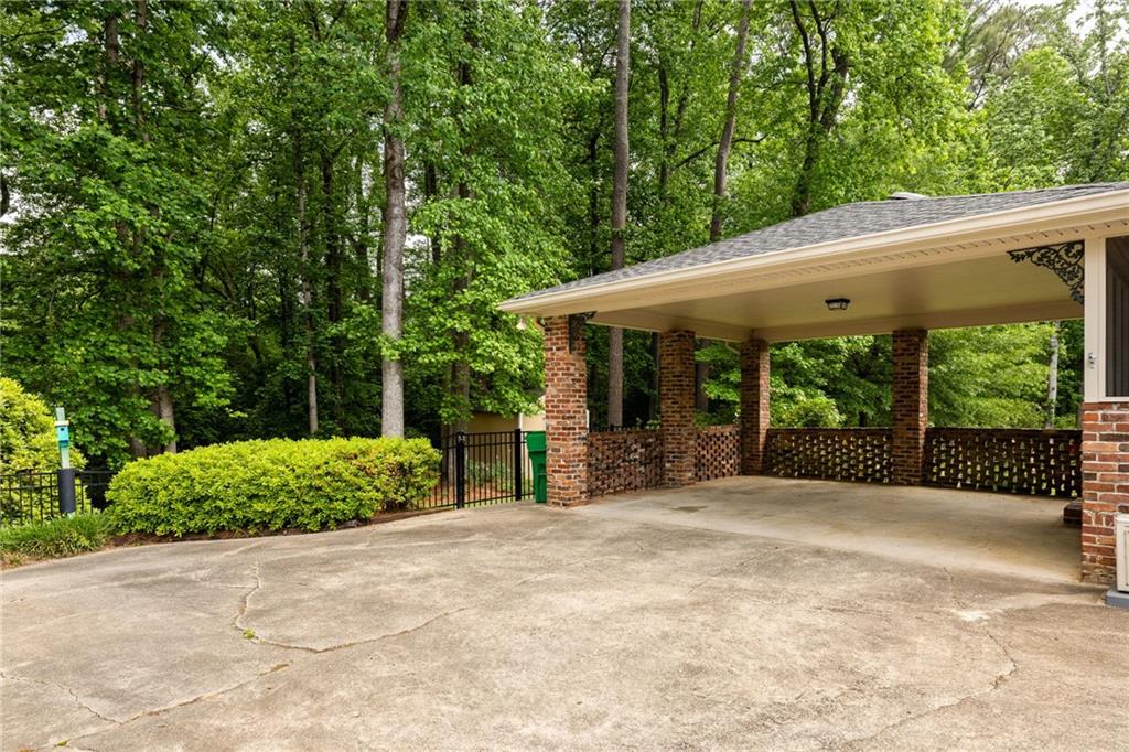 1908 Mt Brian Road Northeast Atlanta, GA 30329 - Photo 32 of 38