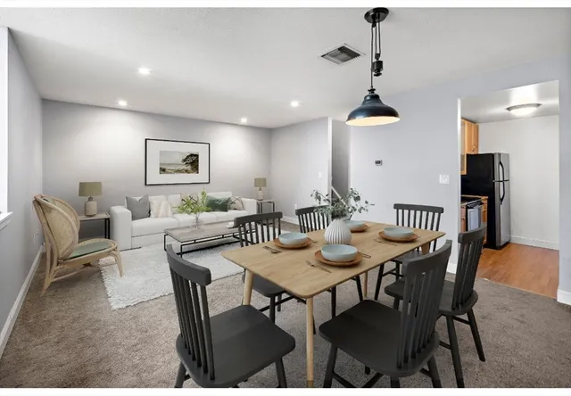 $2,600 | 201 Thorndike Street, Unit 205, Lowell, MA 01852