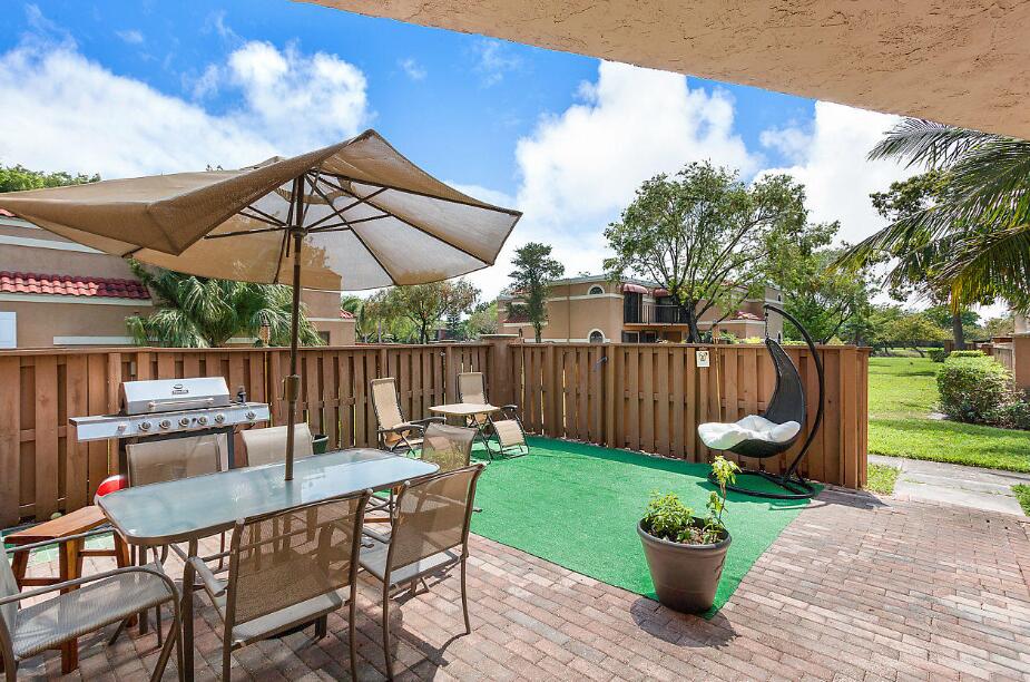8206 Severn Drive, Unit C Boca Raton, FL 33433 - Photo 5 of 15 15