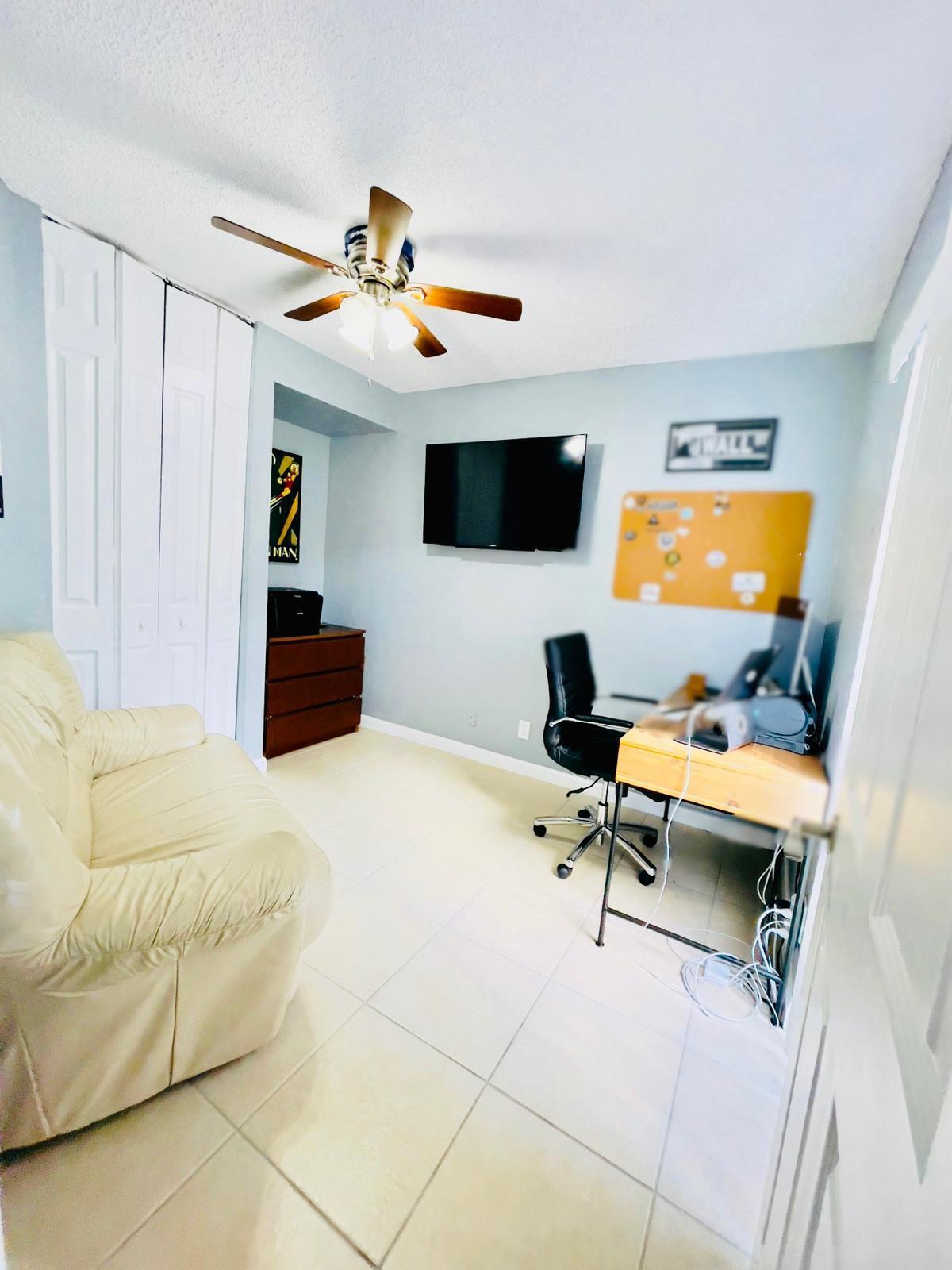 8206 Severn Drive, Unit C Boca Raton, FL 33433 - Photo 10 of 15 1