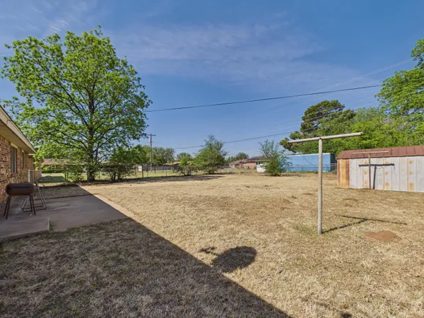 $115,000 | 1407 North 16th Street, Memphis, TX 79245