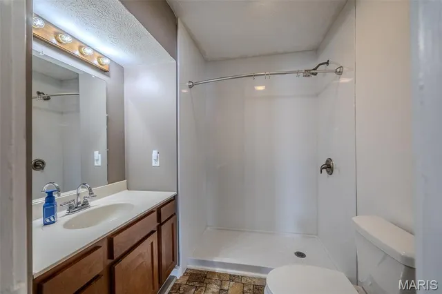 $135,000 | 113 Cedar Crest Drive, Lebanon, MO 65536