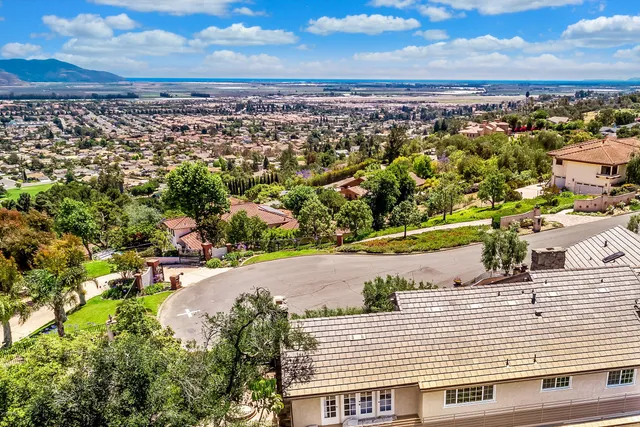 $1,162,246 | 669 Corriente Court, Camarillo, CA 93010