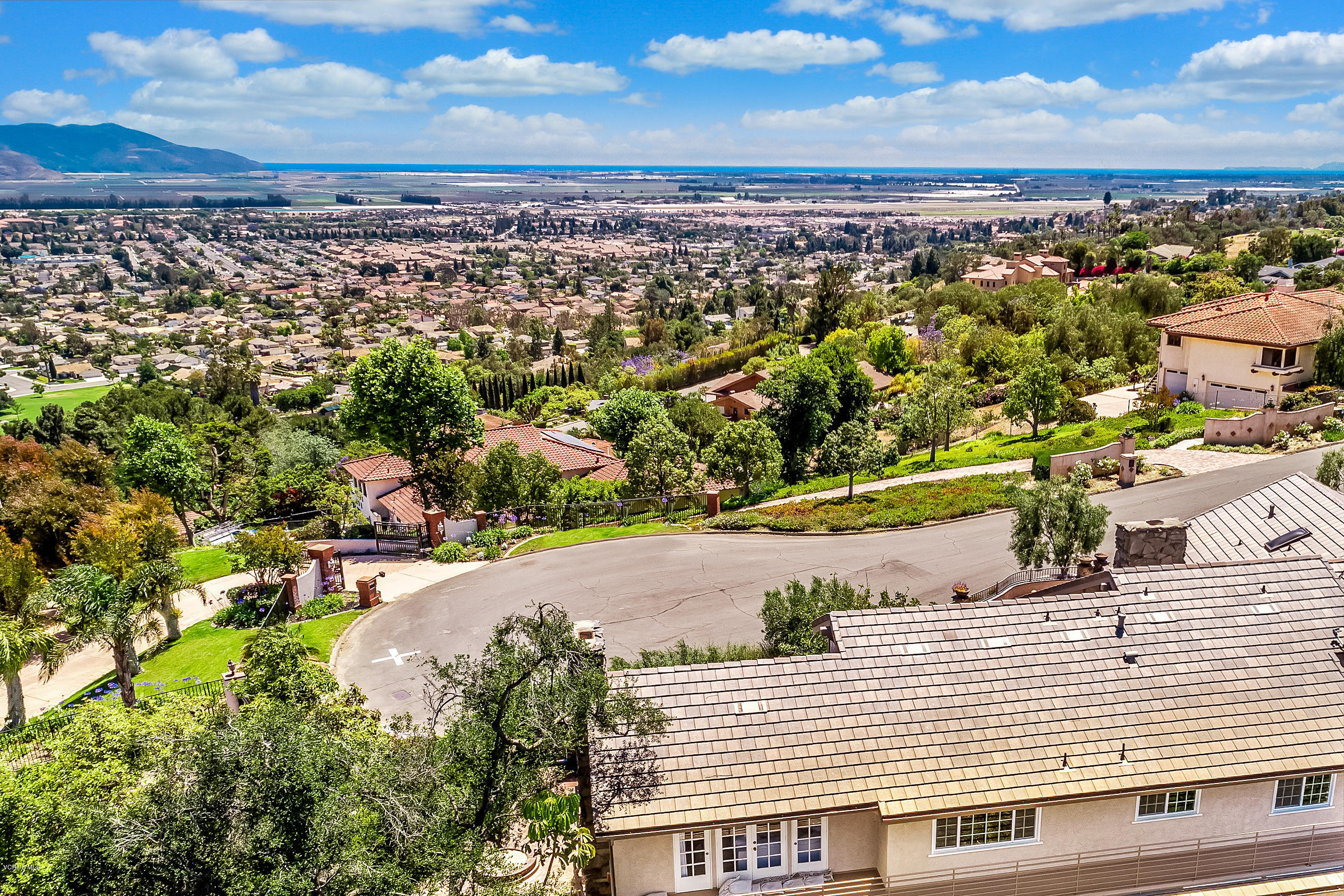 Drone View Southwest Pacific Ocean & Pt