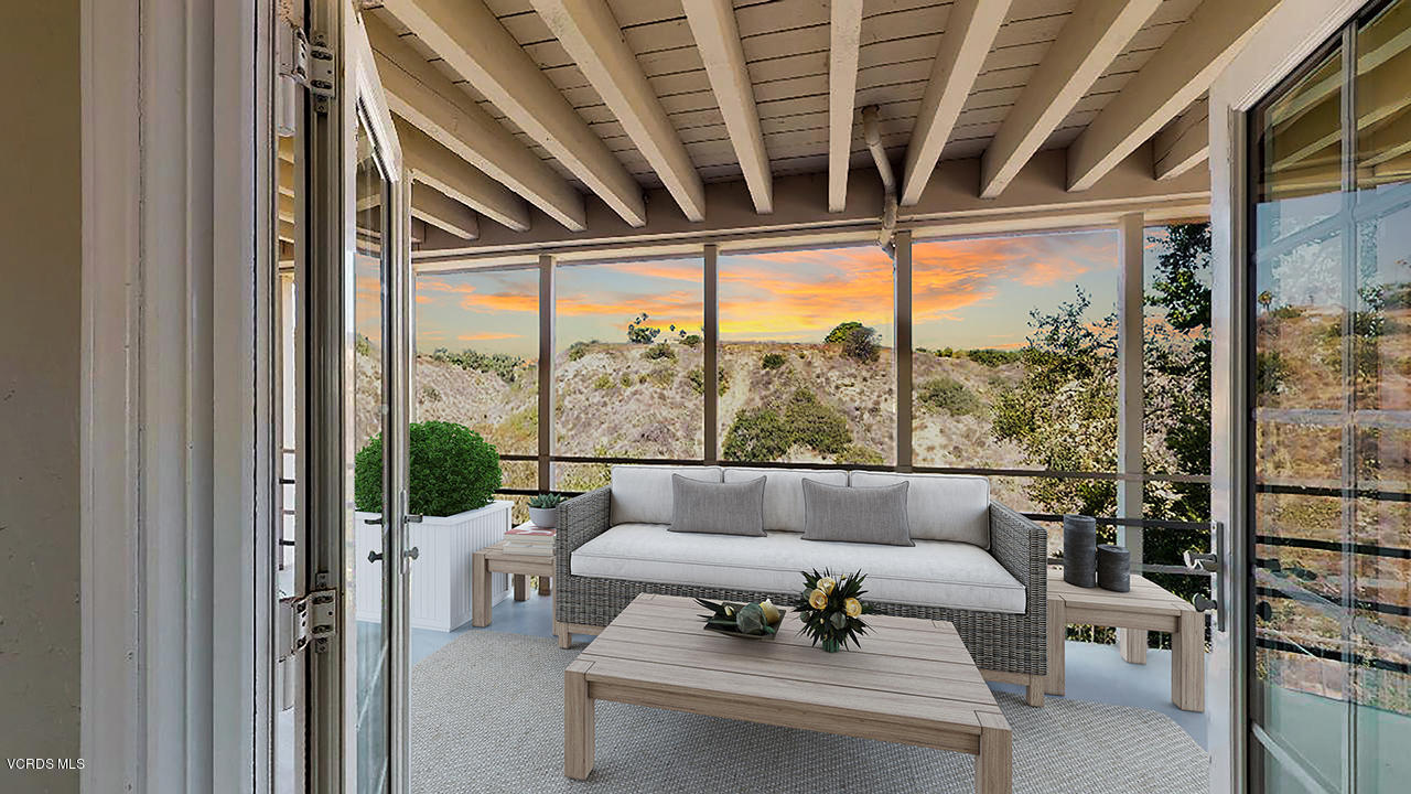 669 Corriente Court Camarillo, CA 93010 - Photo 14 of 26 Master Suite Outdoor Retreat