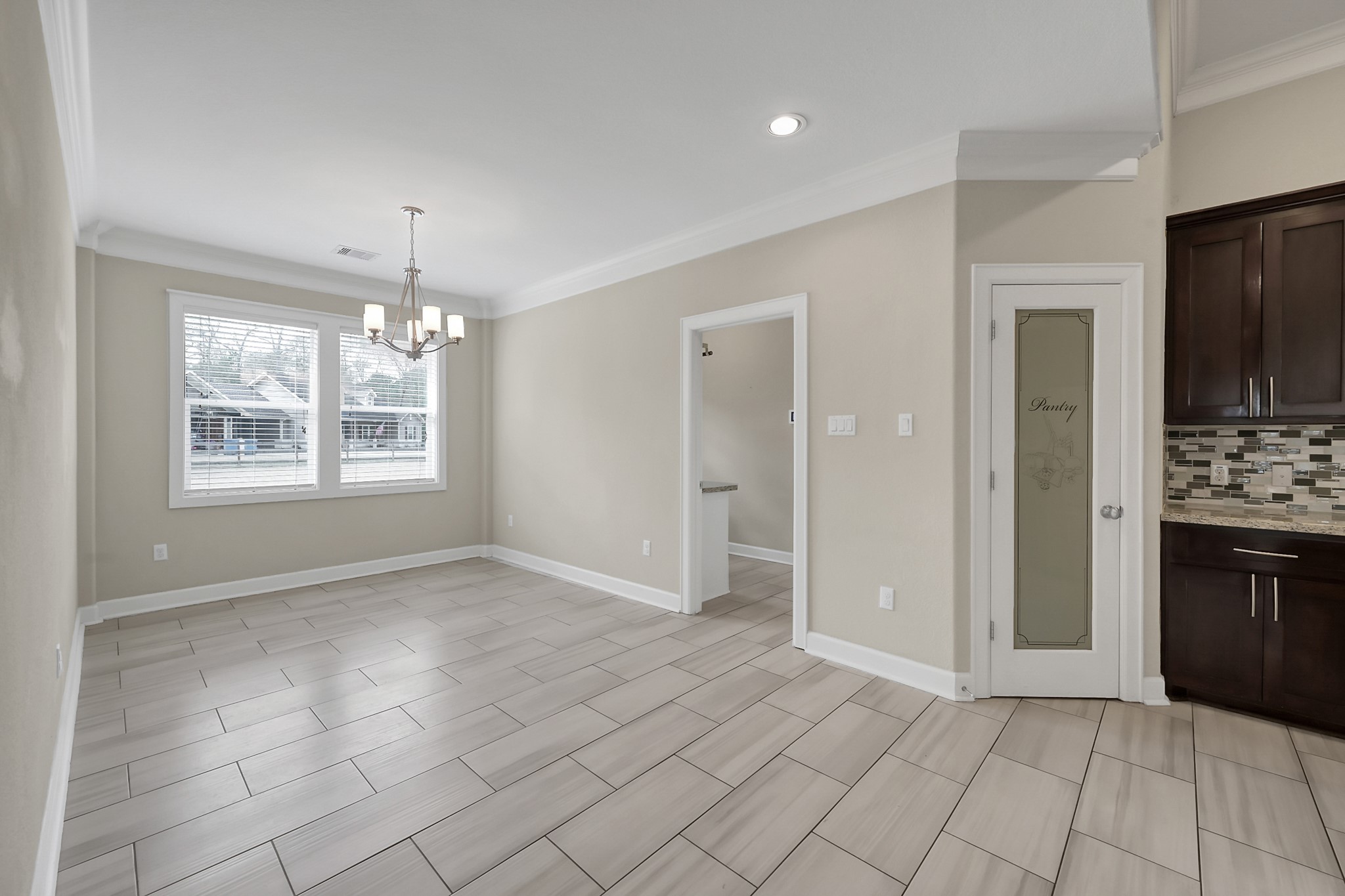 19006 August Circle Cleveland, TX 77328 - Photo 19 of 44