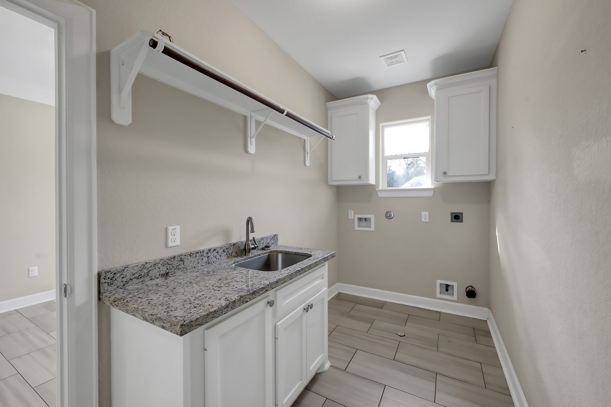 19006 August Circle Cleveland, TX 77328 - Photo 20 of 44