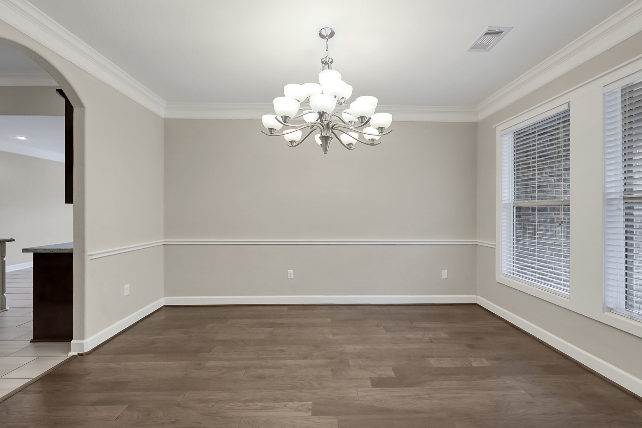 19006 August Circle Cleveland, TX 77328 - Photo 7 of 44