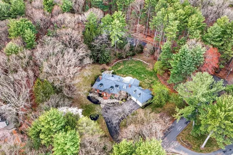 $2,625,000 | 8 Buttercup Lane, Dover, MA 02030
